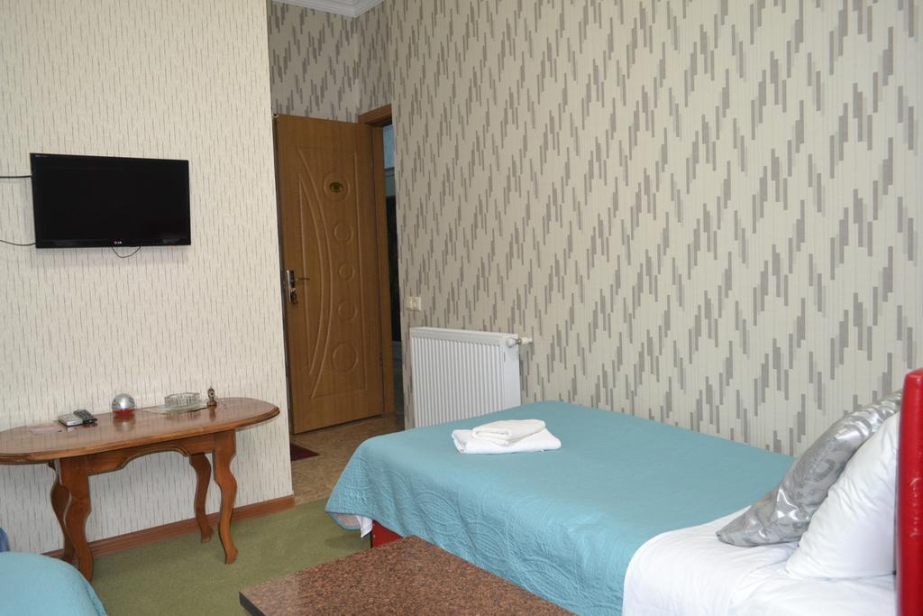Hotel Elite House Батуми Екстериор снимка