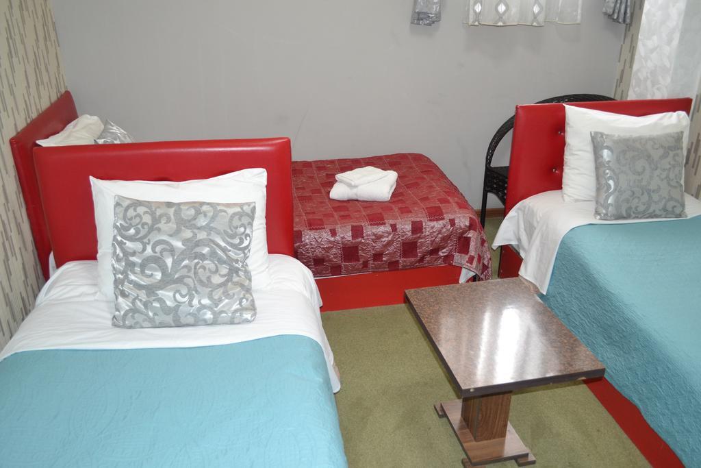 Hotel Elite House Батуми Екстериор снимка