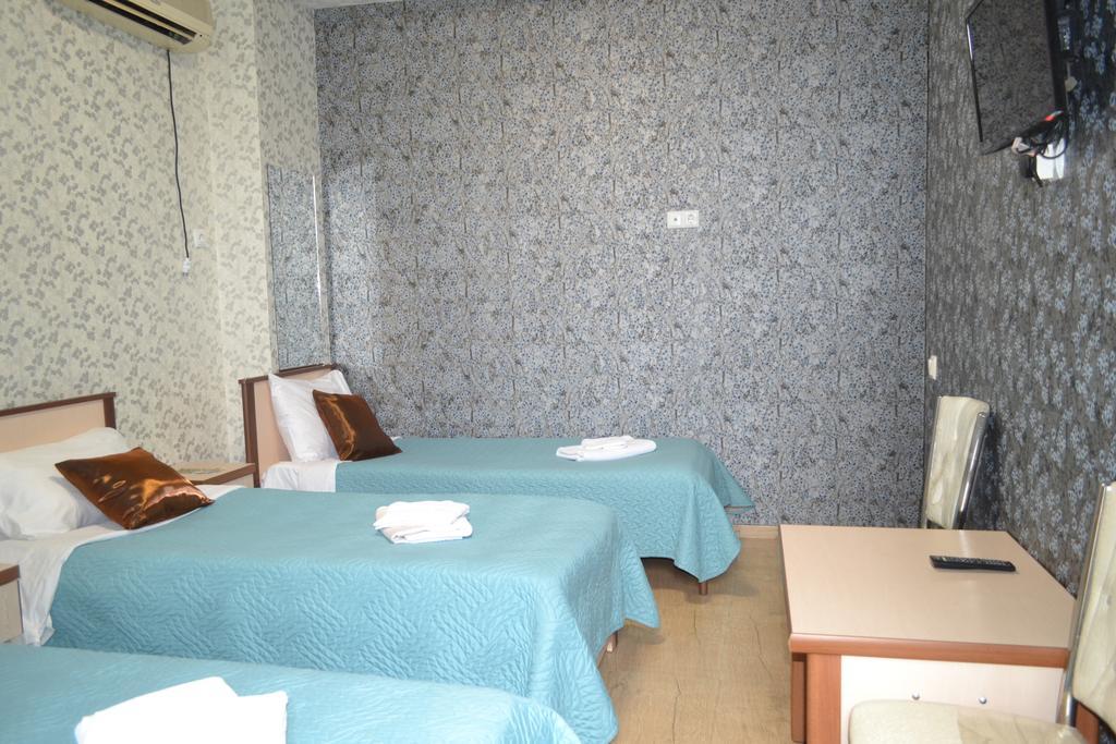 Hotel Elite House Батуми Екстериор снимка